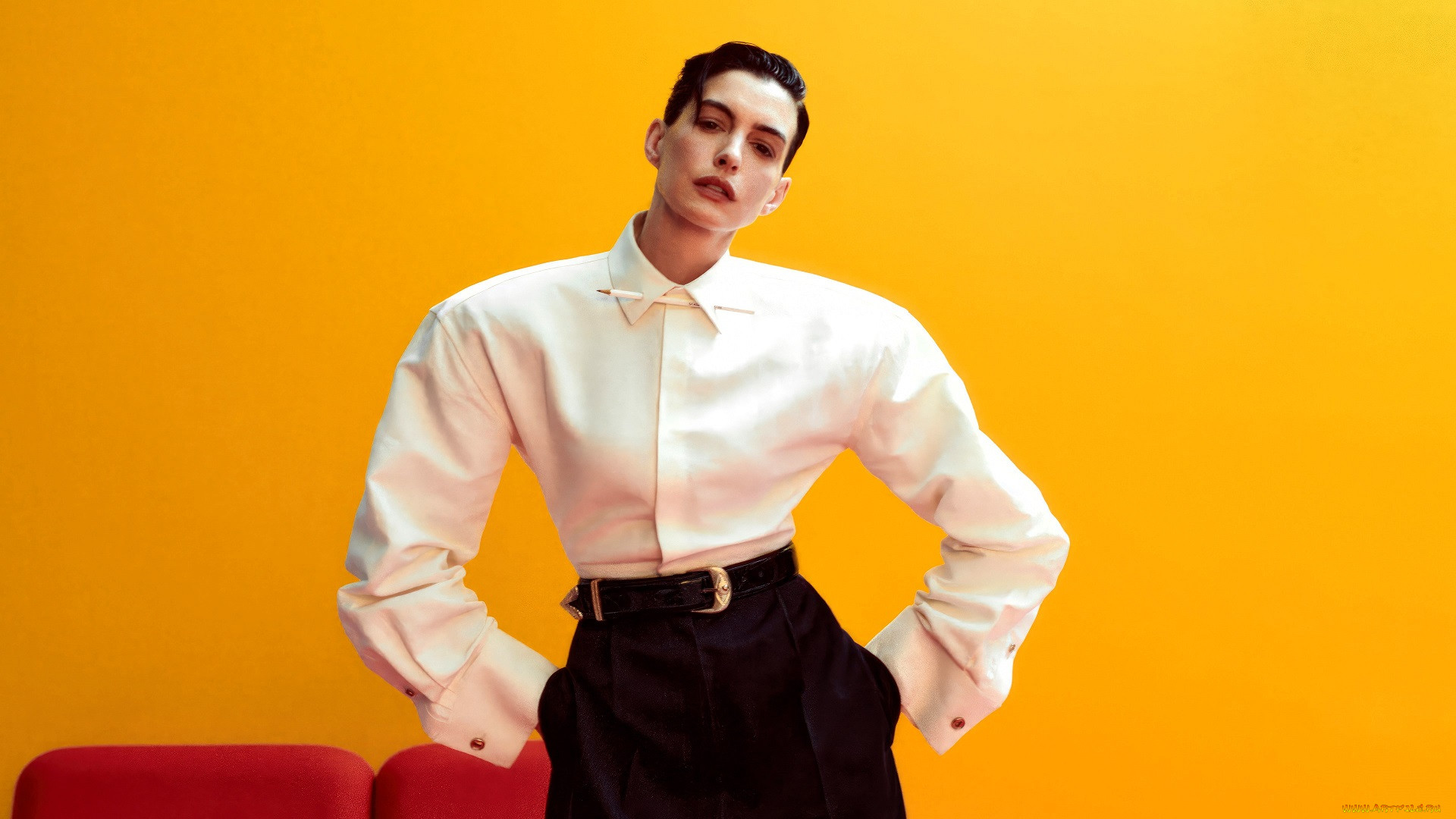 , anne hathaway, , , , , 